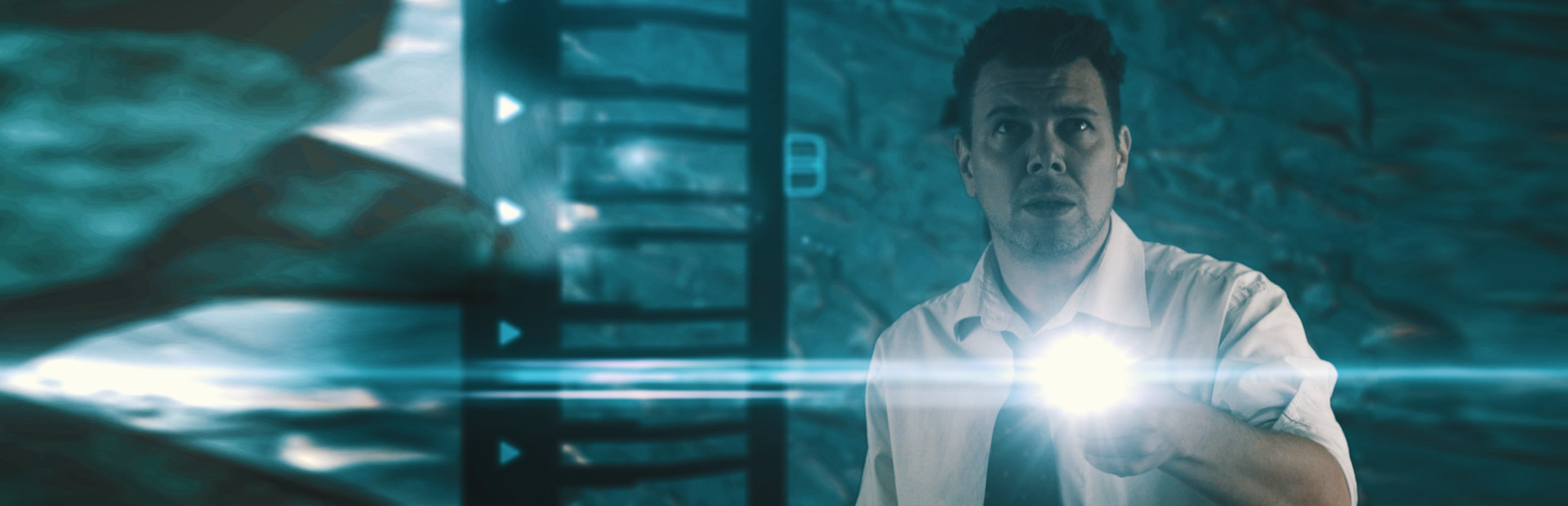 The Dark Side of the Moon: An Interactive FMV Thriller 封面