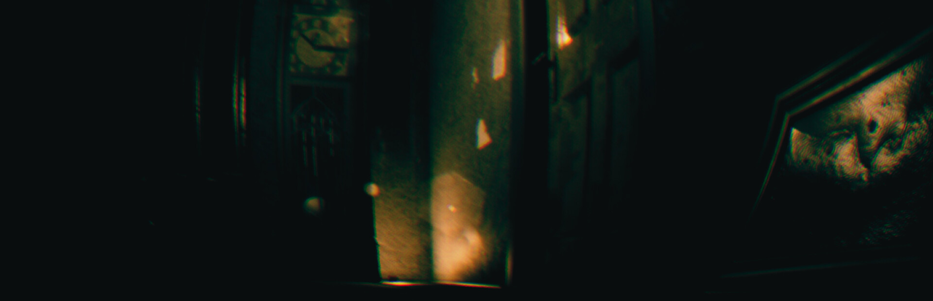 REC: Beyond The Lens 封面